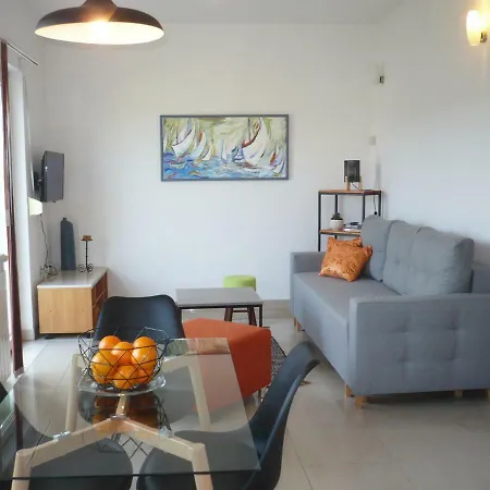 Apartments Karmen Pula Exterior photo