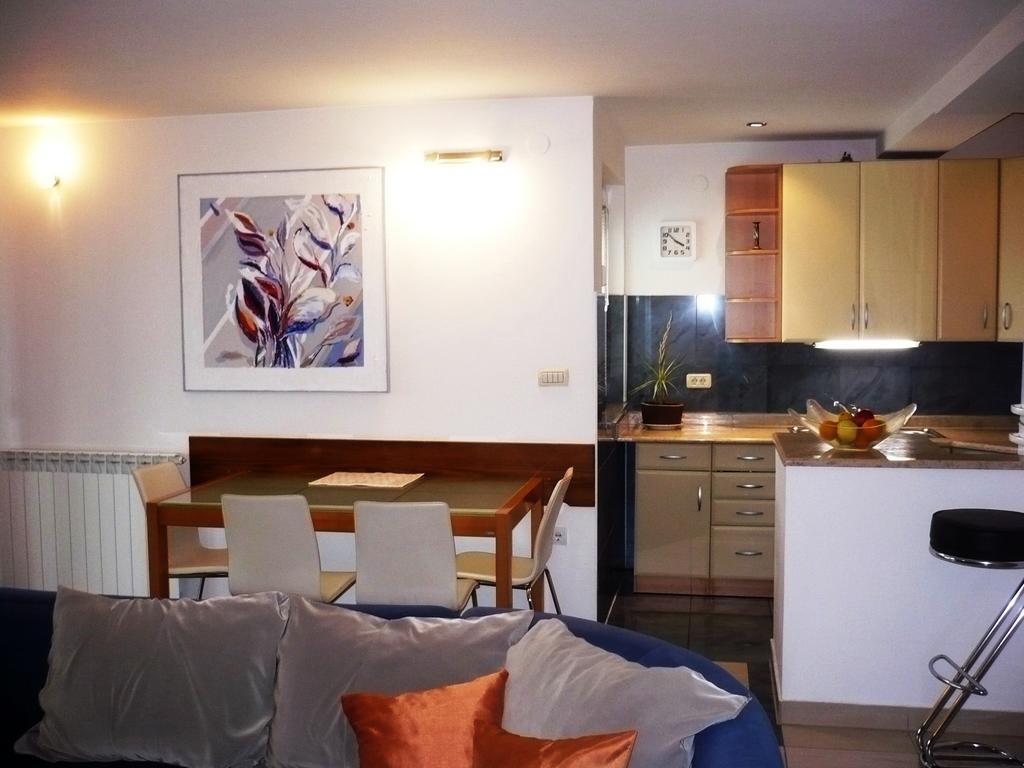 Apartment Karmen Pula